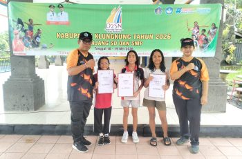 Juara 1 Lomba Renang dalam kegiatan O2SN (Olimpiade Olahraga Siswa Nasional).